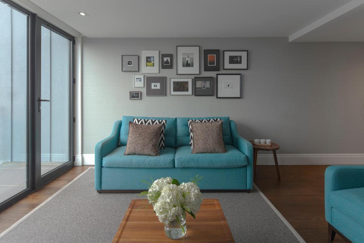 Апарт готель Cheval Old Town Chambers Единбург Екстер'єр фото A 3D rendering of a living room